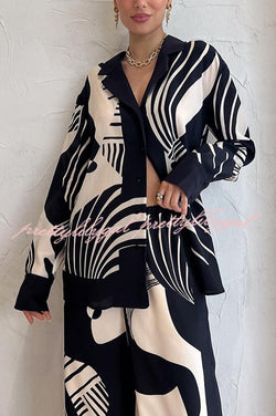 Weekend Escape Exclusive Print Contrast Trims Drape Blouse