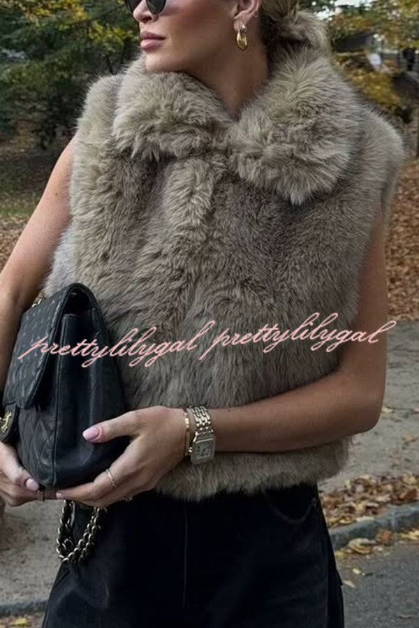 Stylish Collared Sleeveless Short Faux Fur Vest
