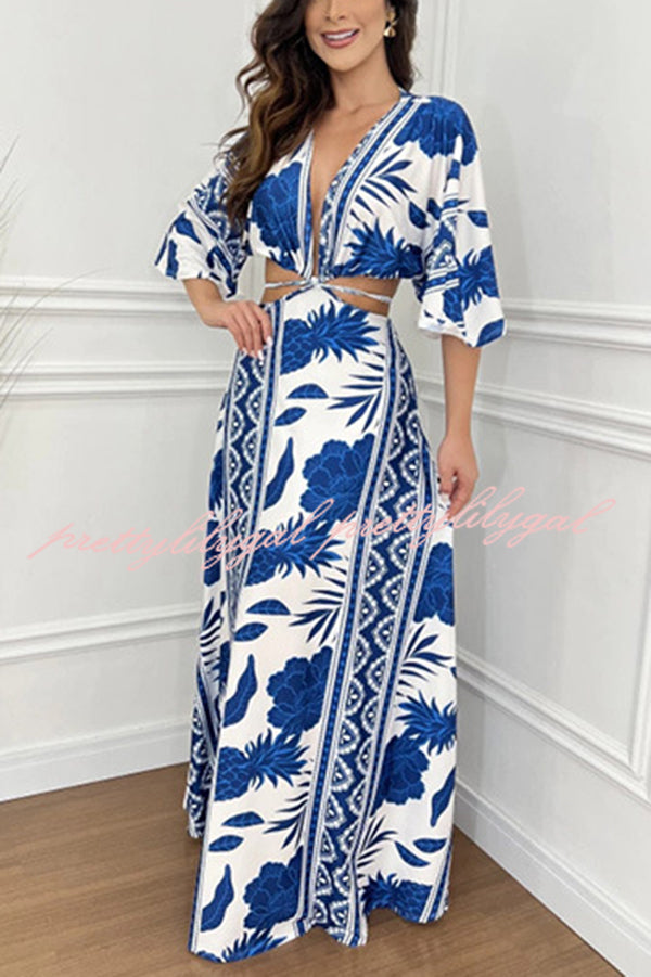 Wilma Unique Print Cutout Elastic Waist Tie-up Kimono Sleeve Maxi Dress