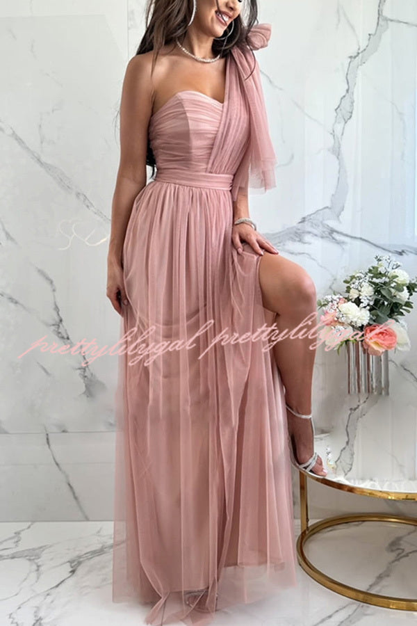 Feeling Galm Tulle Knotted One Shoulder Pleated Slit Maxi Dress