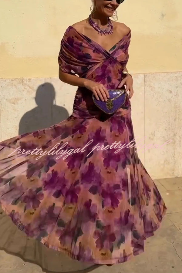 Unique Printed V-Neck Waisted Mesh Holiday Maxi Dress