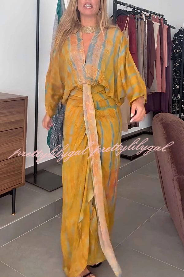 Unique Printed V-neck High-waisted Loose-fitting Holiday Maxi Dress