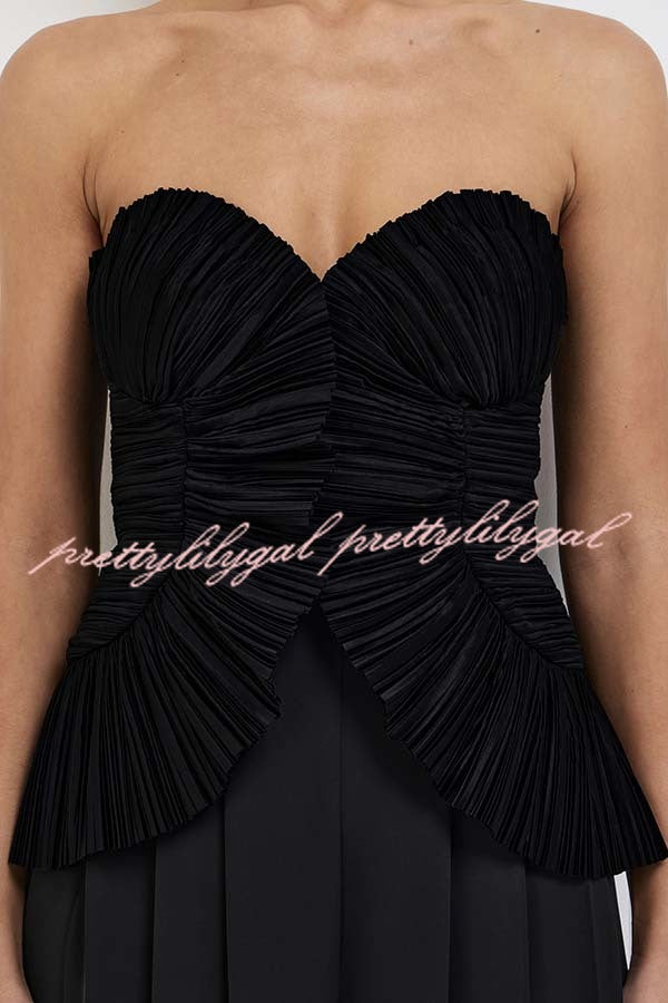 Show Exquisiteness Satin Pleated Heart-shaped Off Shoulder Halter Tank