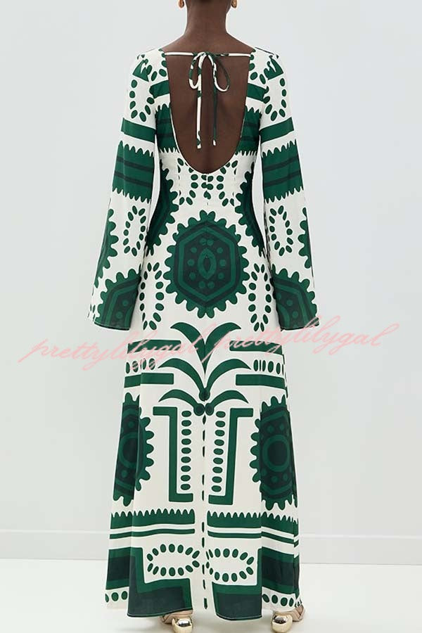 Holiday Fashion Unique Print Front Center Hollow Ring Long Sleeve Maxi Dress