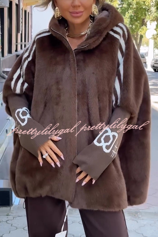 Fashion Sports Stripe Print and Ribbed Embroidered Long Sleeve Zipper Pocket Hooded Plush Coat