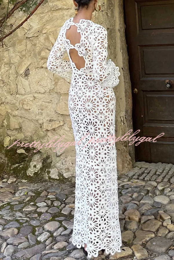 Island Break Crochet Flower Pattern Long Sleeve Backless Vacation Maxi Dress