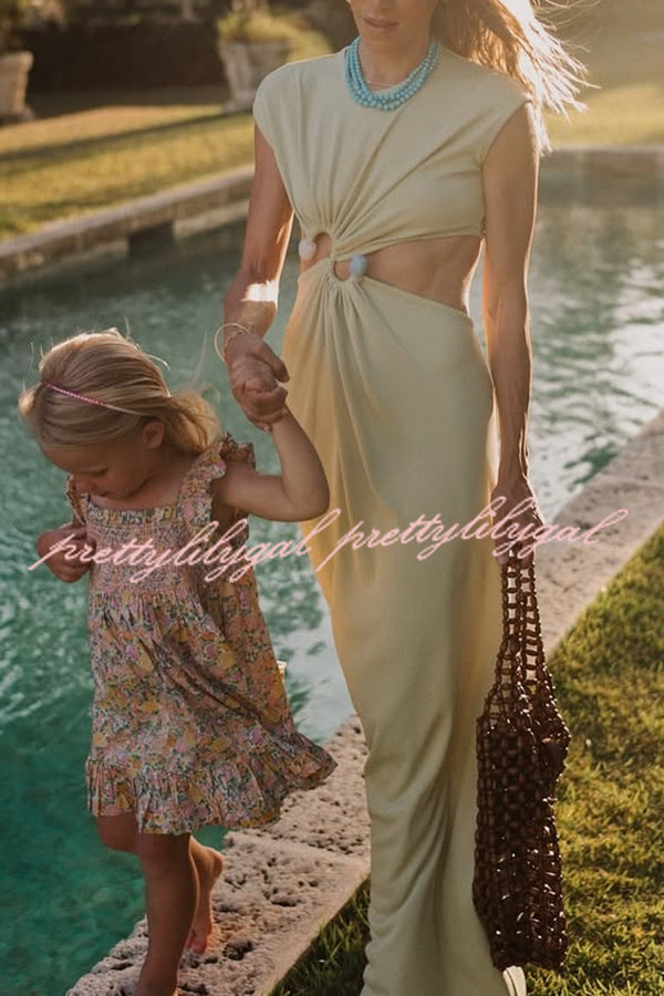 Eye-catching Ribbed Knit S-buckle Hardware Cutout Waist Maxi Dress