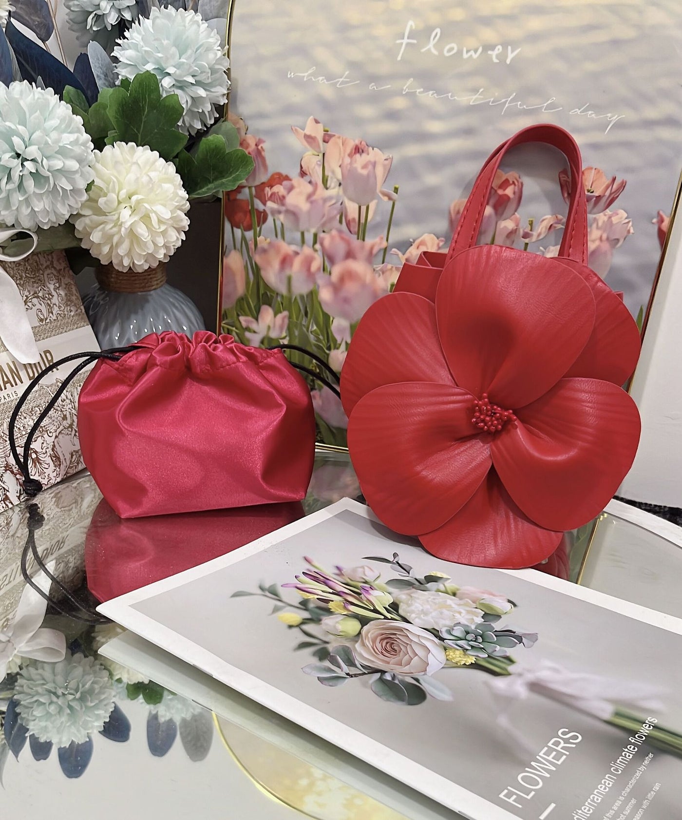 Fashionable 3D Petal Flower Solid Color Collar Handbag