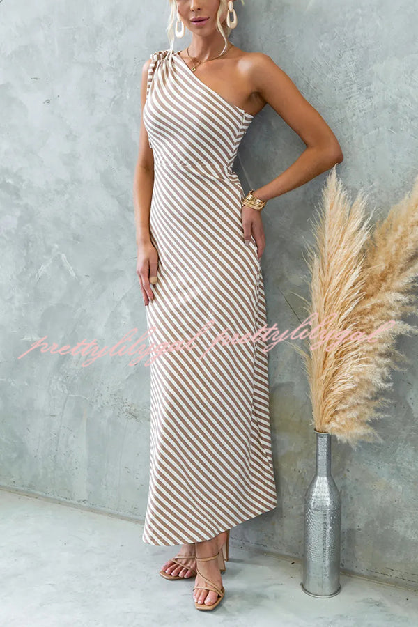 Stylish Striped Print One Shoulder Slope-neck Maxi Dress