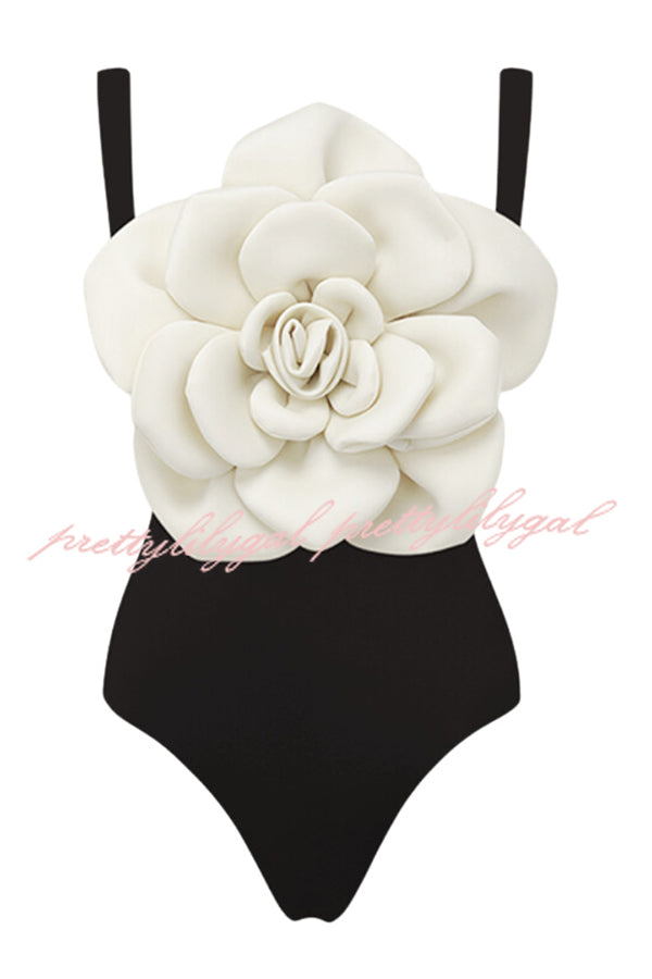 Fashionable Contrast Color Large Flower Stretch One-piece Swimsuit