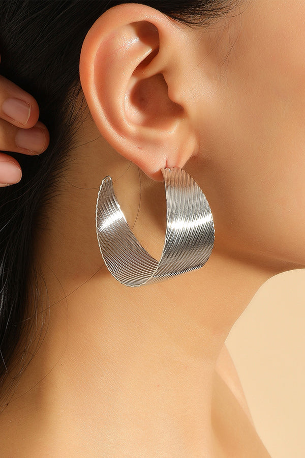 Exaggerated C-shaped Vintage Earrings