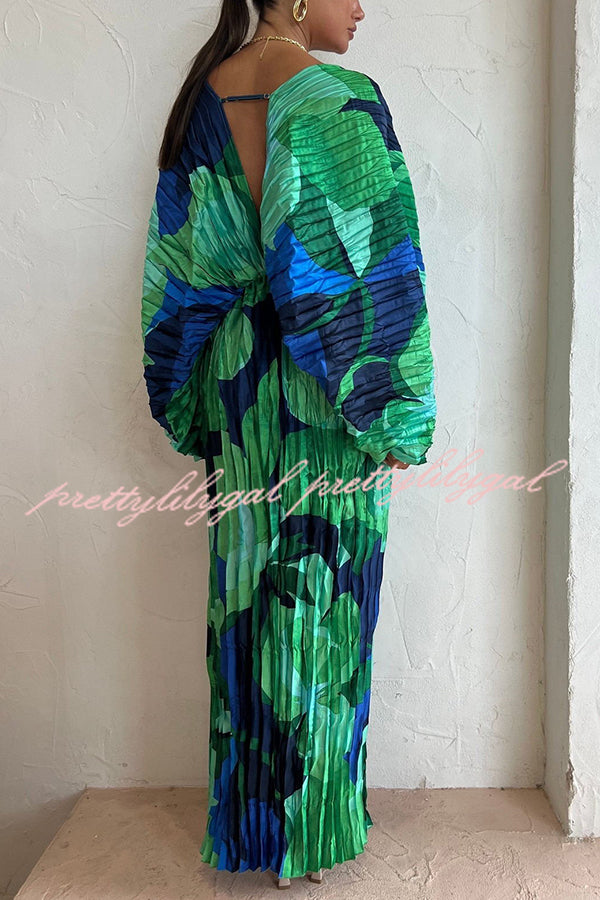 Tropical Oasis Capri Print Kimono Sleeve Pleated Cocoon Maxi Dress