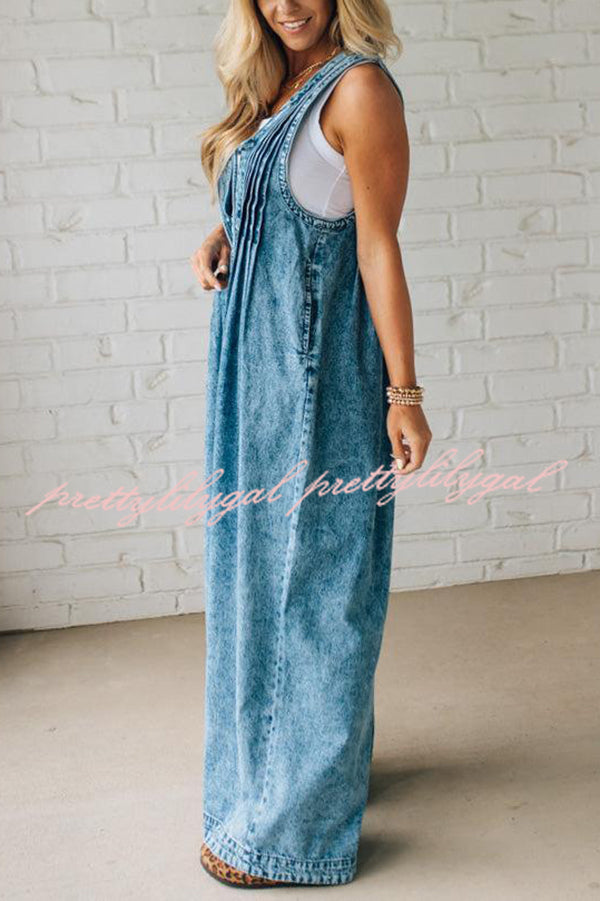Fashionable and Casual Sleeveless V-neck Lace-up Loose Pocket Jumpsuit