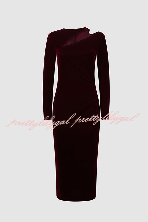 Perfect Party Velvet Cut Out Detail Long Sleeve Ruched Stretch Midi Dress