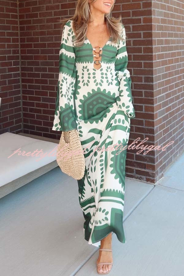Holiday Fashion Unique Print Front Center Hollow Ring Long Sleeve Maxi Dress