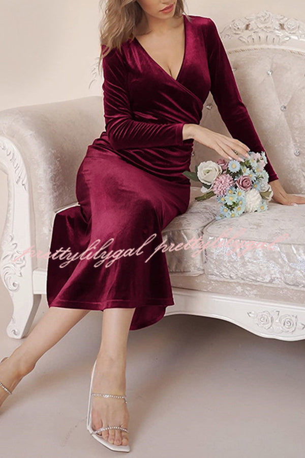 Solid Color Velvet Long Sleeve V-neck Slim Fit Fishtail Maxi Dress