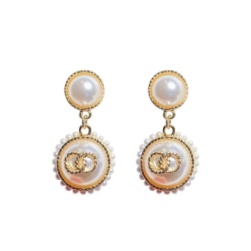 Graceful Glamour Pearl Earrings