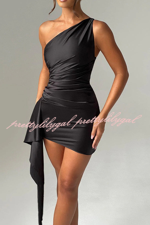 Sexy Slim Fit Backless One-shoulder Satin Mini Dress