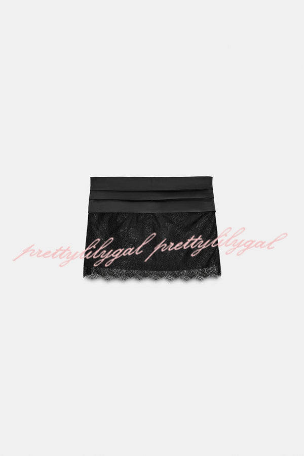 Anna Satin Bow Appliqué Mid Rise Lace Hem Mini Skirt