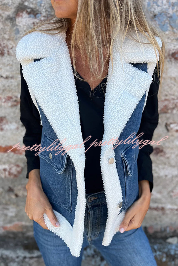 Autumn and Winter Motorcycle Faux Fur One-piece Denim Lapel Pocketed Vest Jacket