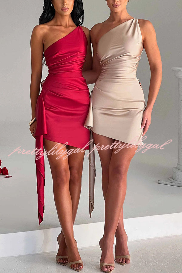 Sexy Slim Fit Backless One-shoulder Satin Mini Dress