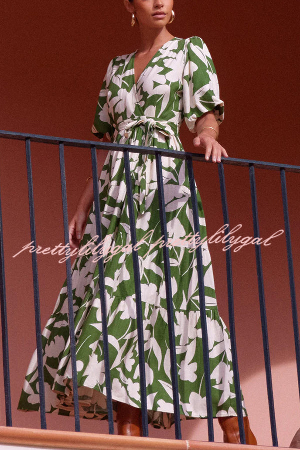 Unique Printed V-neck Puff Sleeves Tie Waist Midi Dress