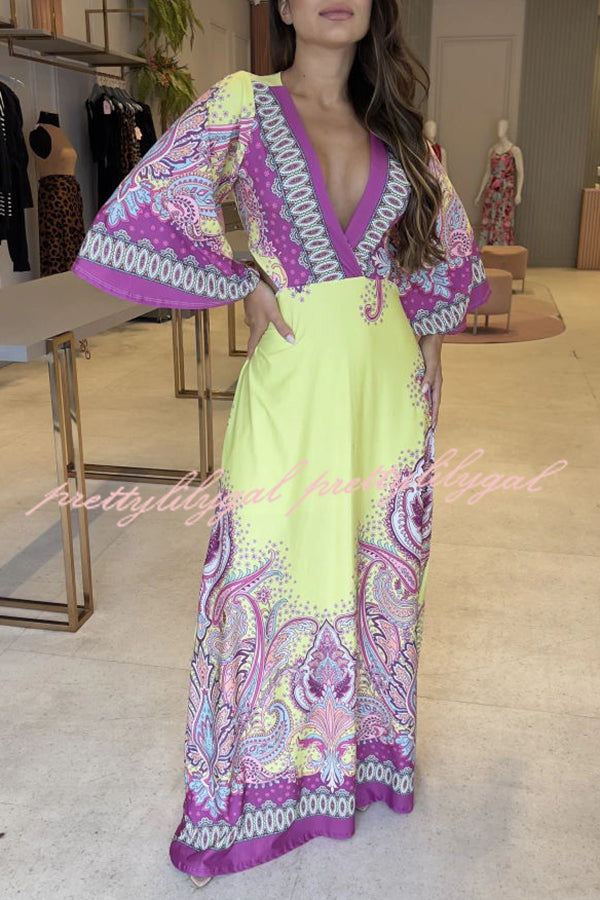 Stand Out and Shine Palace Style Print Bell Sleeve Backless Vacation Maxi Dress