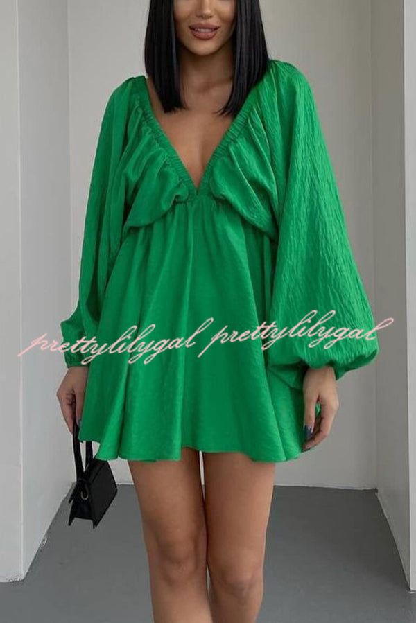 V Neck Puff Sleeve Solid Color Resort Style Mini Dress