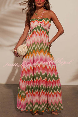Colorful Zigzag Pattern Halter Backless Pleated Holiday Maxi Dress