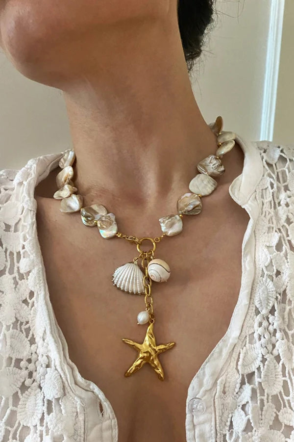 Exaggerated Irregular Shell Collarbone Necklace