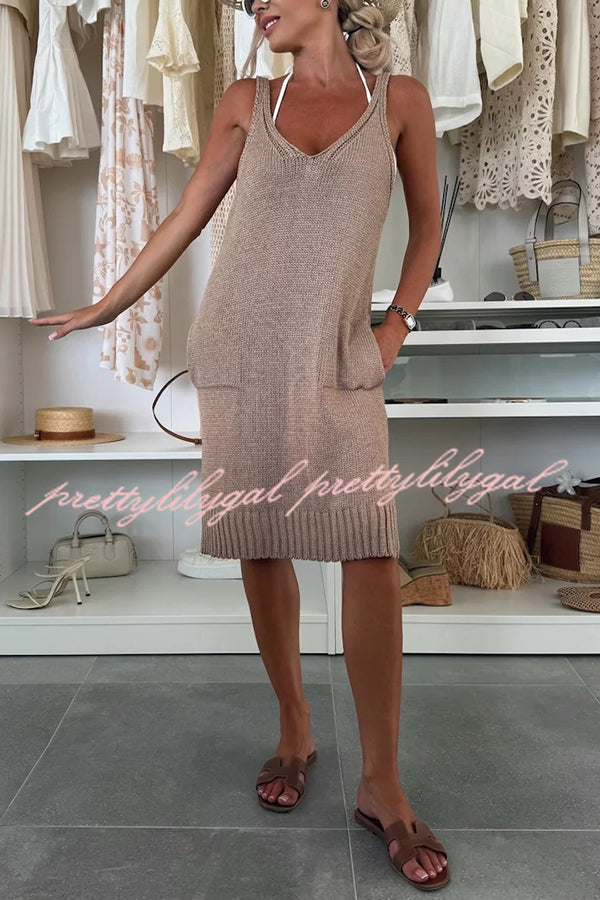 Solid Color V-Neck Sleeveless Casual Pocket Knitted Midi Dress