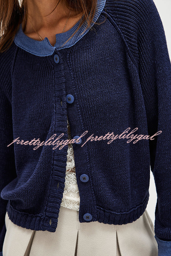 Stylish Contrasting Crew Neck Buttoned Knitted Cardigan