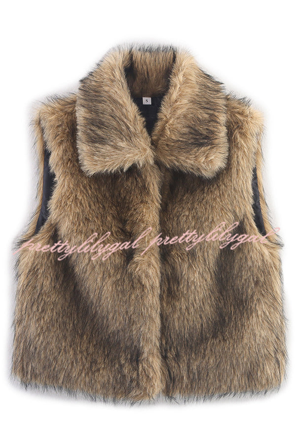 Stylish Collared Sleeveless Short Faux Fur Vest
