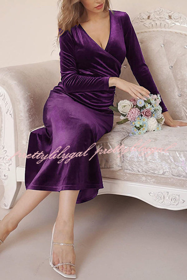 Solid Color Velvet Long Sleeve V-neck Slim Fit Fishtail Maxi Dress