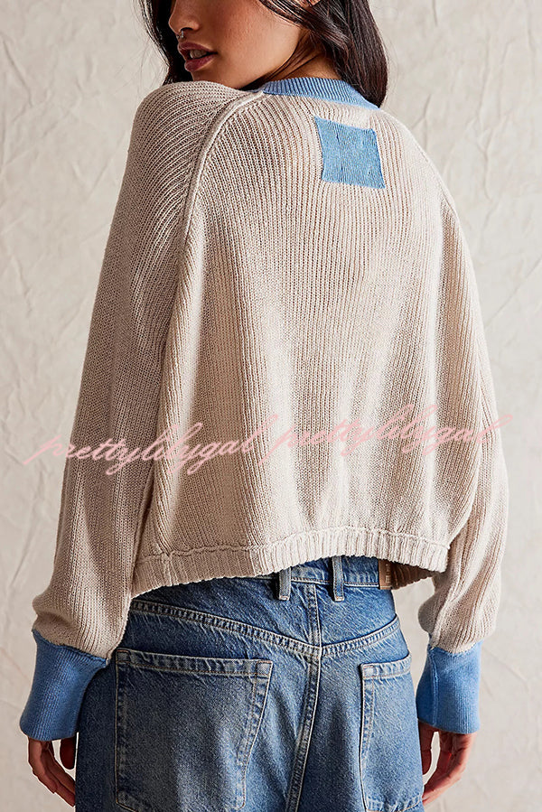 Stylish Contrasting Crew Neck Buttoned Knitted Cardigan