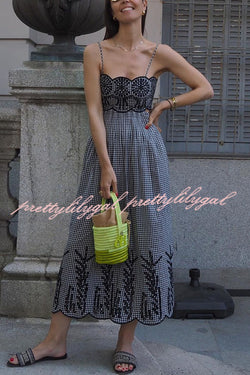 Wavy Edge Suspender Sexy Waist Hollow Midi Dress