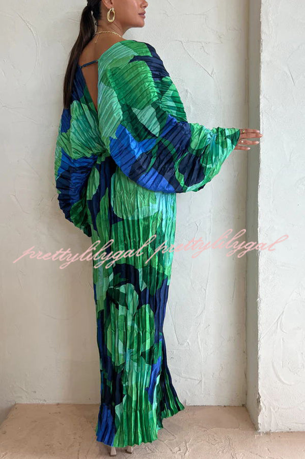 Tropical Oasis Capri Print Kimono Sleeve Pleated Cocoon Maxi Dress