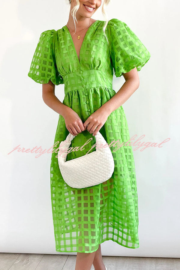 Remarkable Beauty Square Patterned Fabric Puff Sleeve Midi Dress