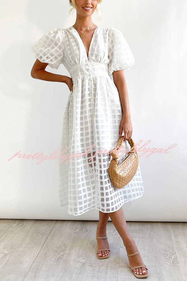 Remarkable Beauty Square Patterned Fabric Puff Sleeve Midi Dress