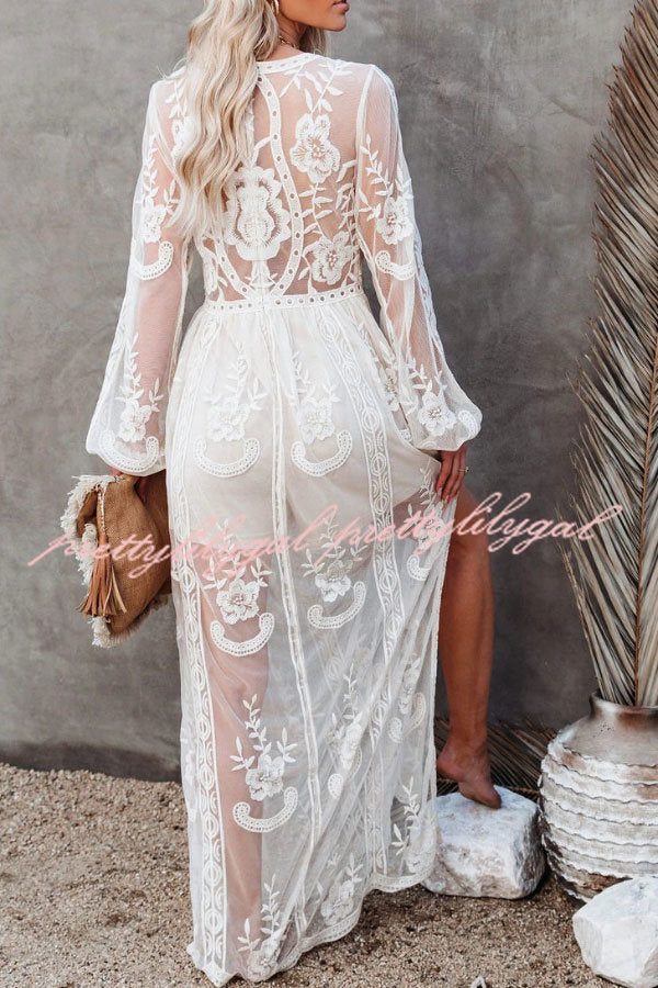 Fairy Air Fluttering V-neck See-through Lace Dress